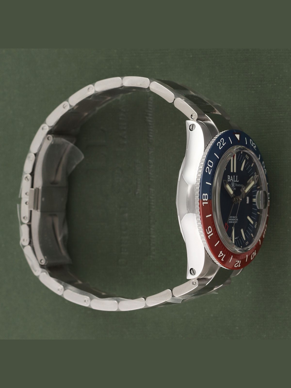 Ball Watch Engineer III Outlier GMT 40mm DG9002B-S2C-BE