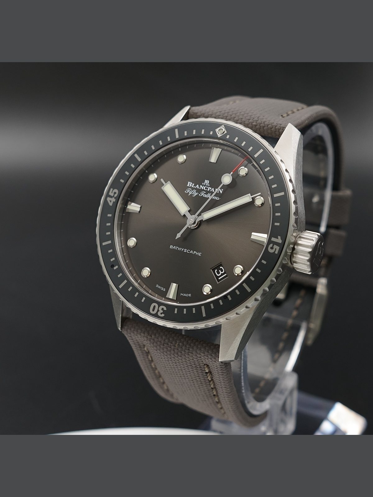 Blancpain Fifty Fathoms Bathyscaphe 5000-1110-K52A 43mm 2025 Full Set 2 Straps