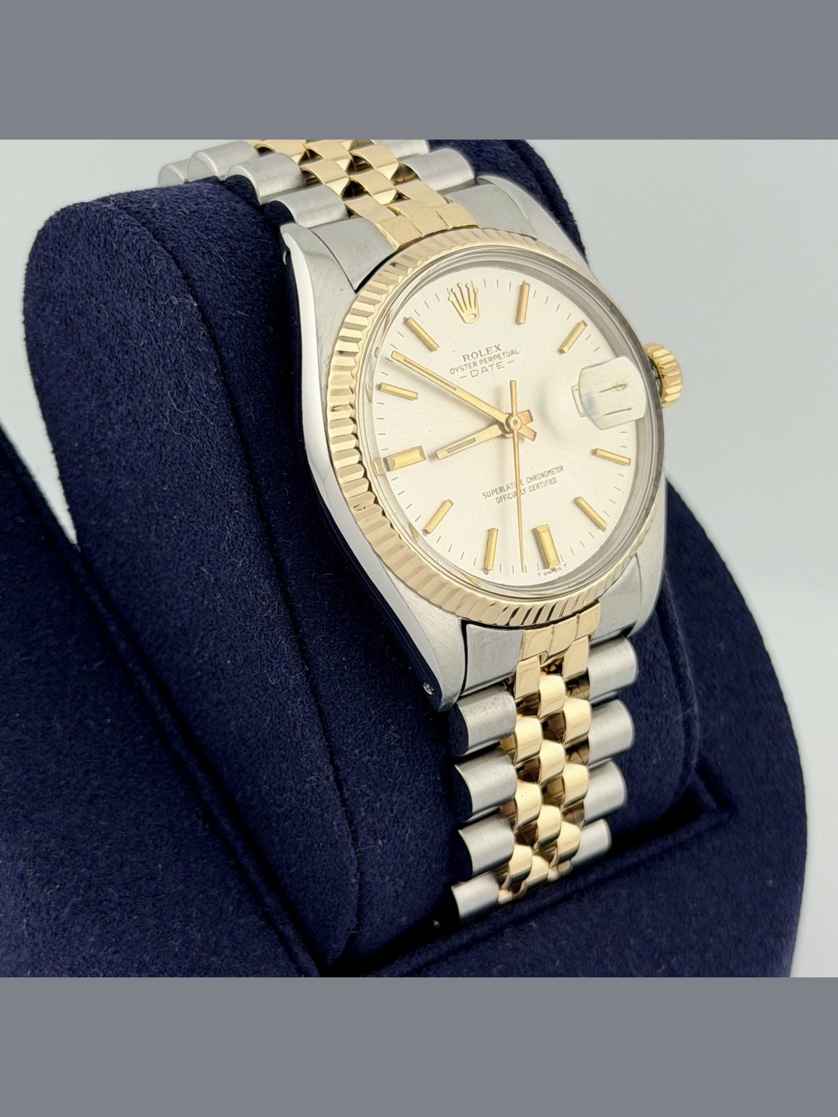 Rolex Date 1500 34mm Silver Dial 18k Yellow Gold Stainless Steel Jubilee