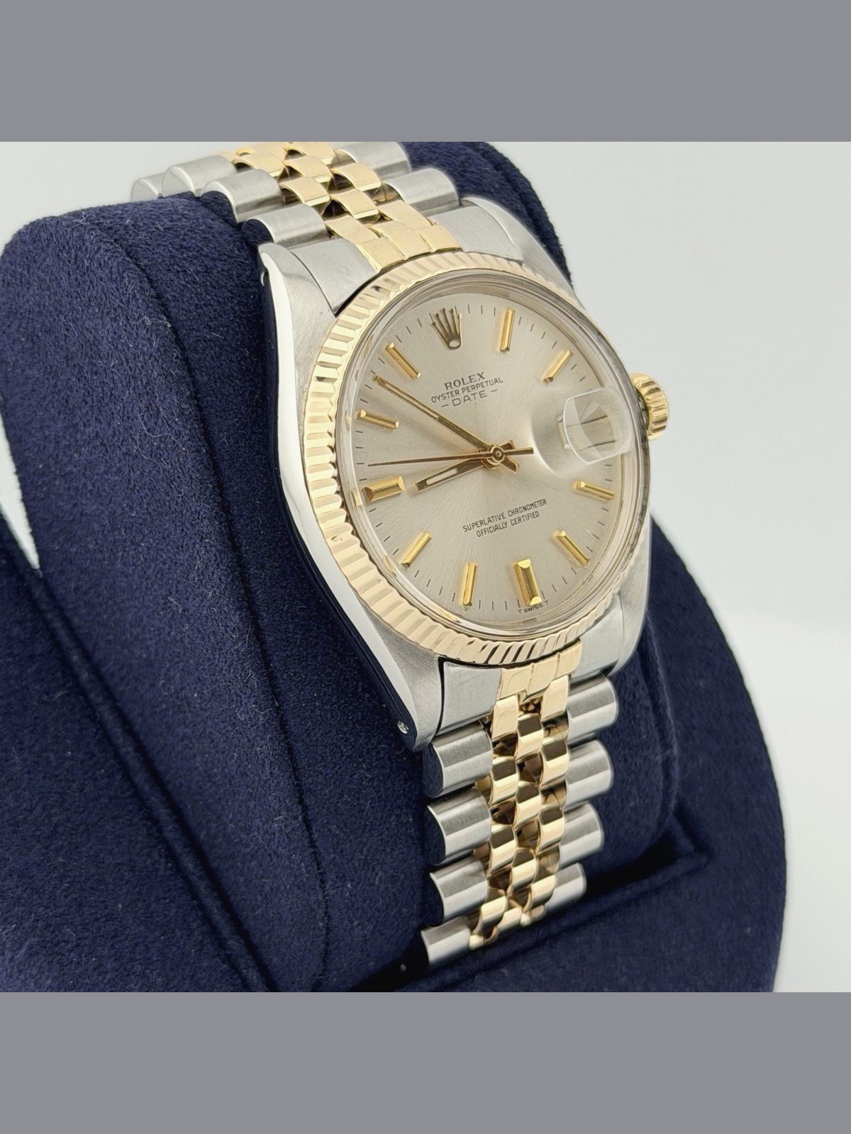 Rolex Date 1500 34mm Silver Dial 18k Yellow Gold Stainless Steel Jubilee