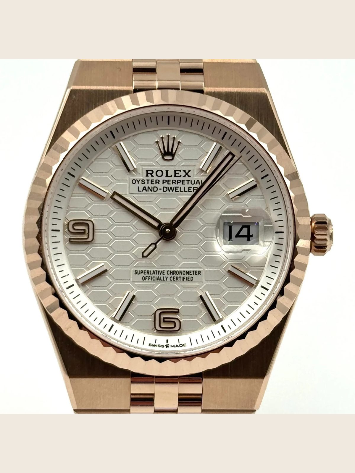 Rolex 2026 New Rolex Land-Dweller 40mm - 18K Rose Gold - Ref. 127335 - Full Set.