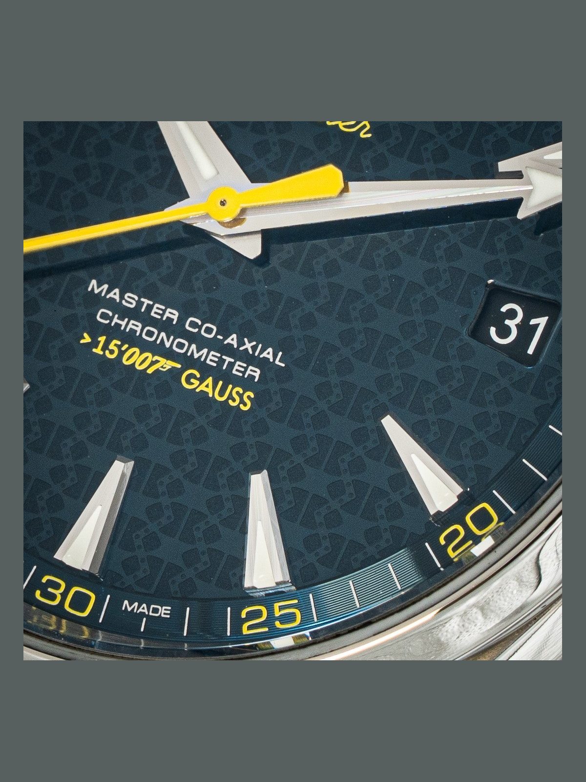 OMEGA Seamaster James Bond Spectre Limited Edition 231.10.42.21.03.004 B&P