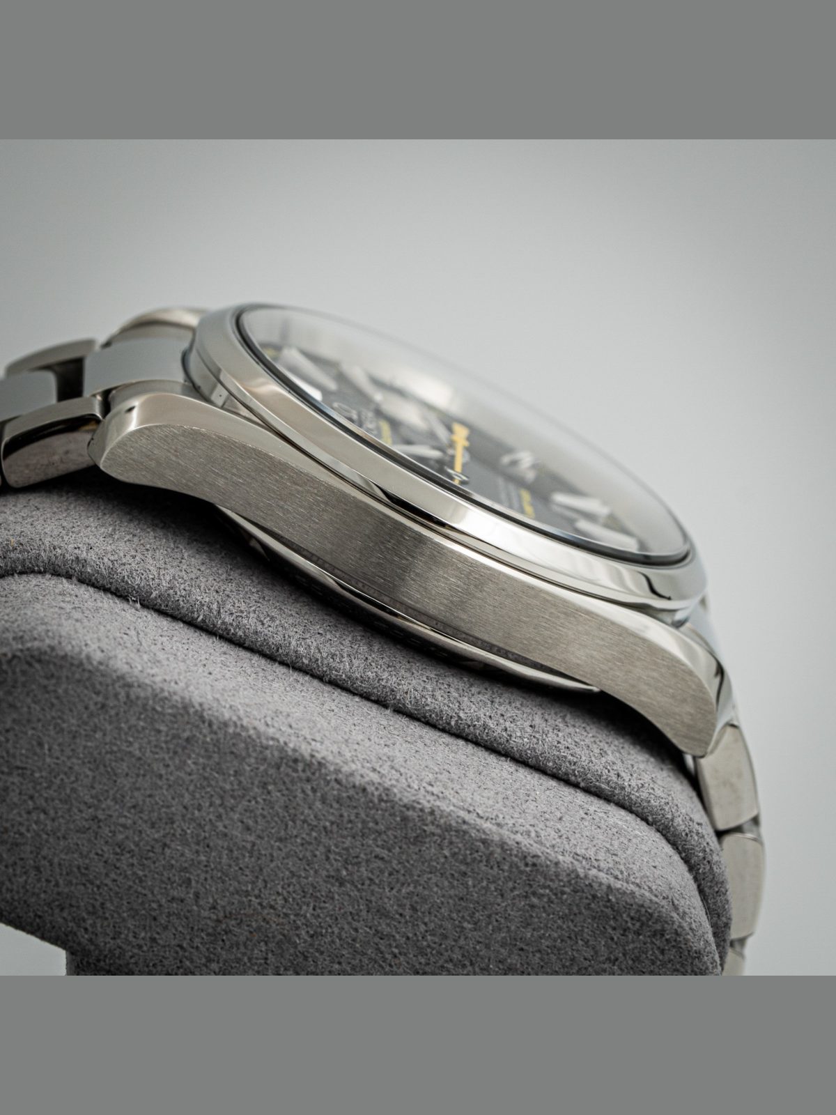 OMEGA Seamaster James Bond Spectre Limited Edition 231.10.42.21.03.004 B&P