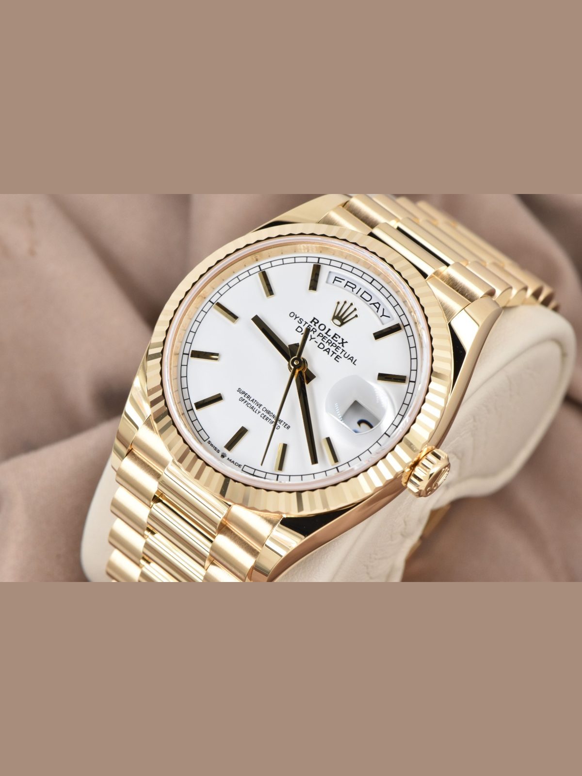 Rolex 2024 Rolex Day-Date 36 President 18K Yellow Gold White Stick Dial 128238 Set