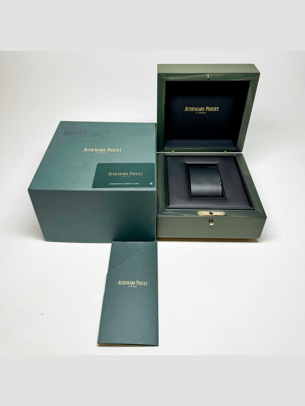Audemars Piguet Royal Oak Chrono Rose Gold Auto 38mm Blue 26715OR.OO.1356OR.01