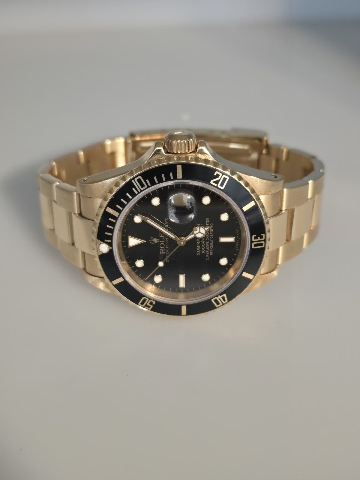 Rolex Submariner 16618 18K 40MM Black Dial Dive Watch "K" 2000 Date. Excellent
