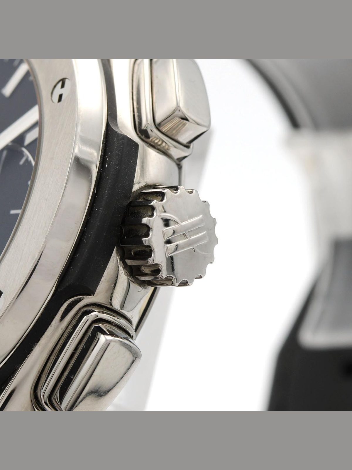 HUBLOT Authentic [Unserviced - Value Price] Hublot Classic Fusion Chronograph Titanium