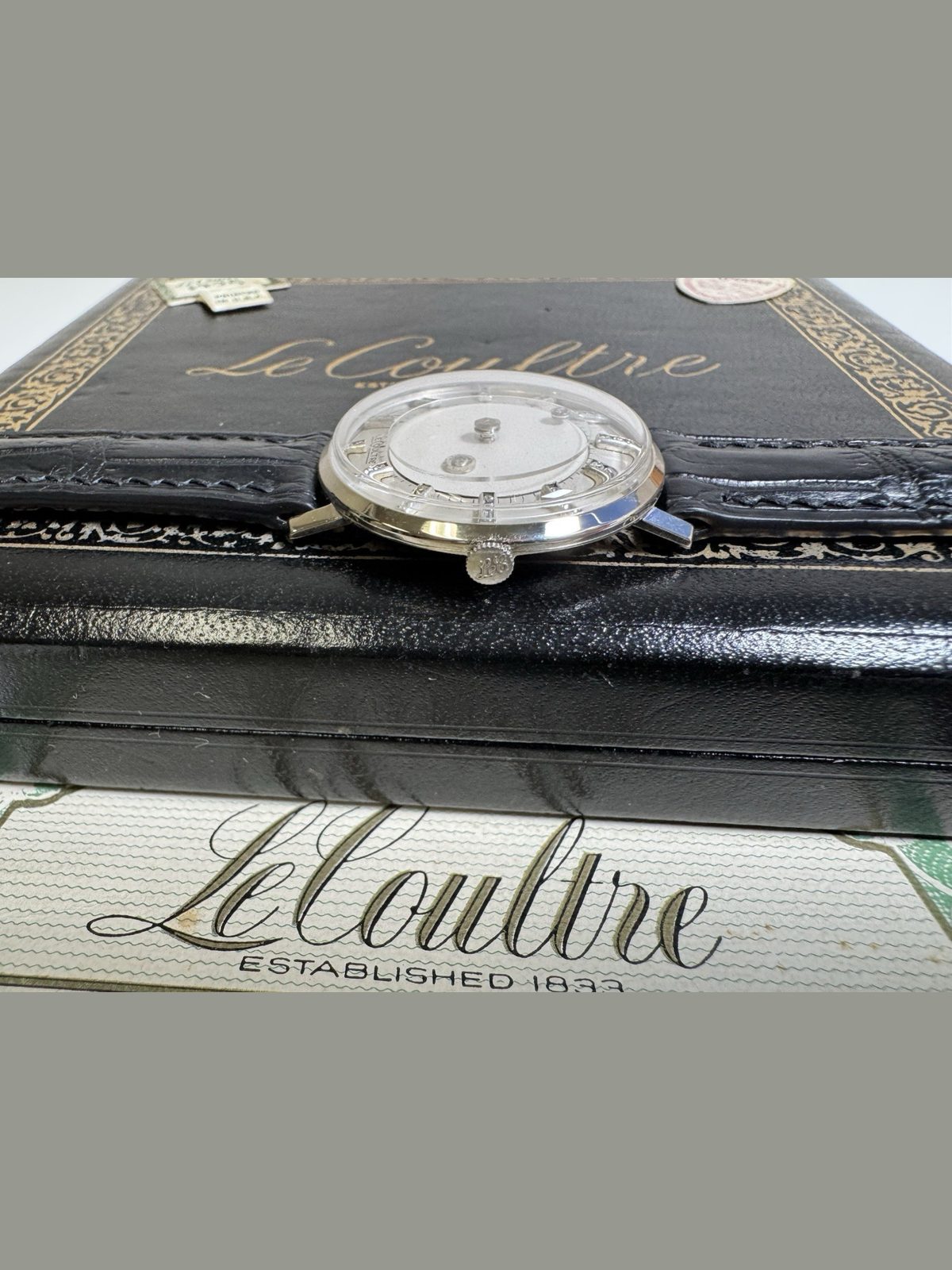 Jaeger-LeCoultre lecoultre vacheron constantin 37 diamond galaxy dial 14kt gold timepiece set