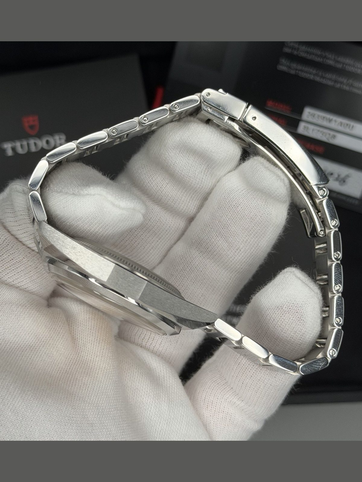 TUDOR 2026 NEW & STICKERED TUDOR Monarch 39MM