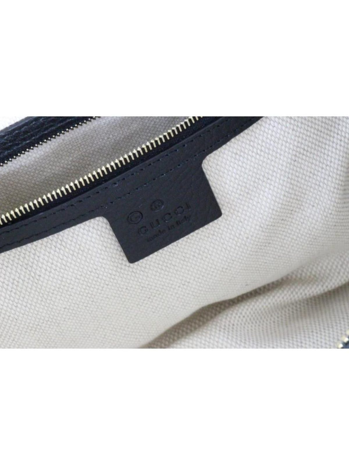 Gucci Soho Leather Structured Small Tote Crossbody Bag Black