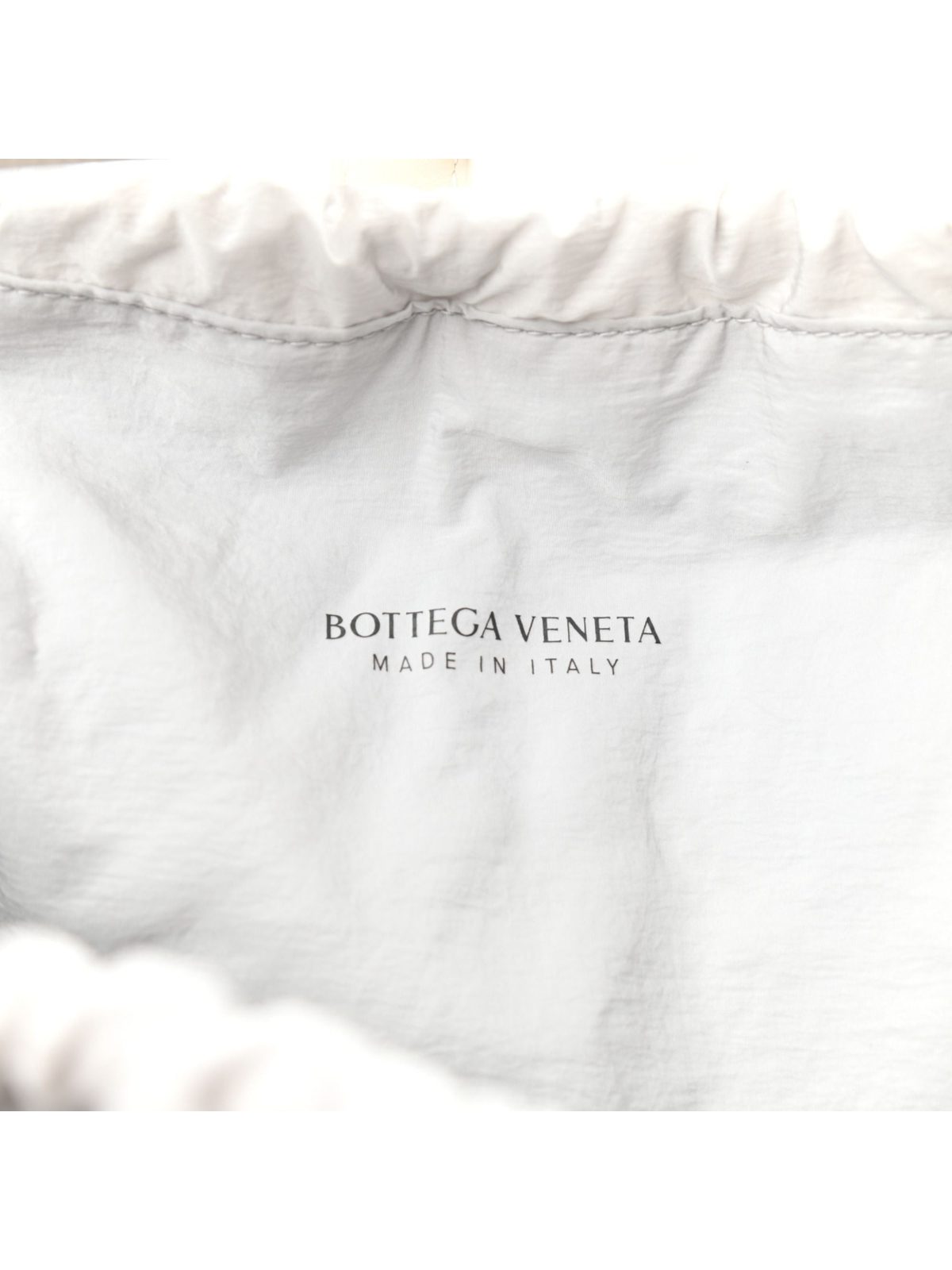 Bottega Veneta The Shell Bag Frost White French Calfskin Shoulder Bag