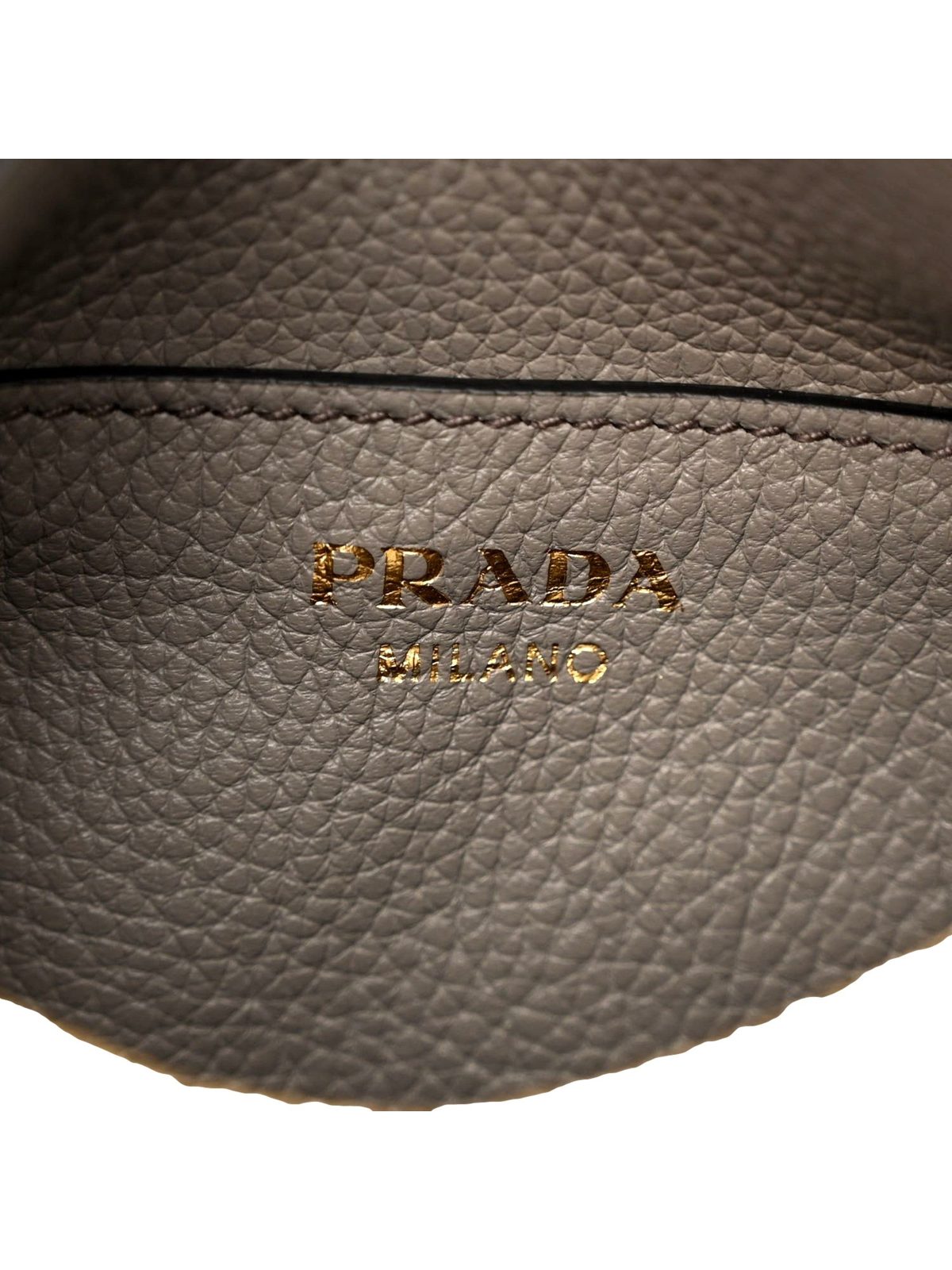 Prada Vitello Phenix Zippered Messenger Hobo Grey Leather Shoulder Bag