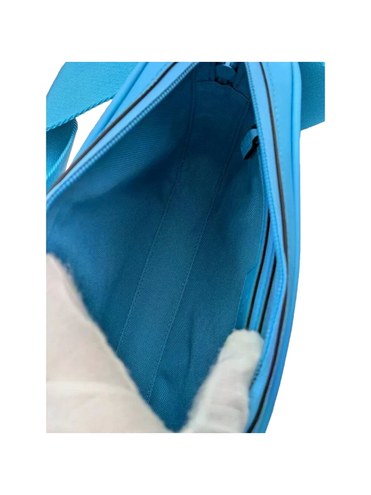 Gucci GG Rubber Effect Crossbody Bag in Blue