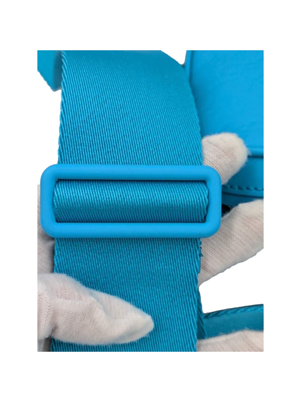 Gucci GG Rubber Effect Crossbody Bag in Blue