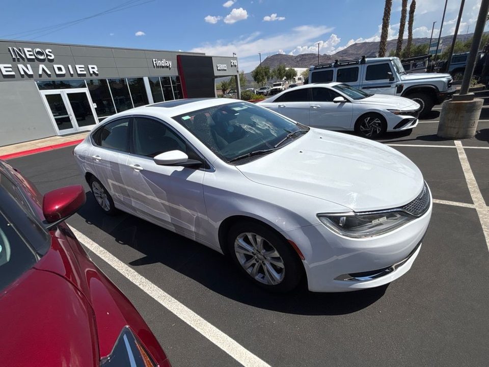2015 Chrysler 200 Limited