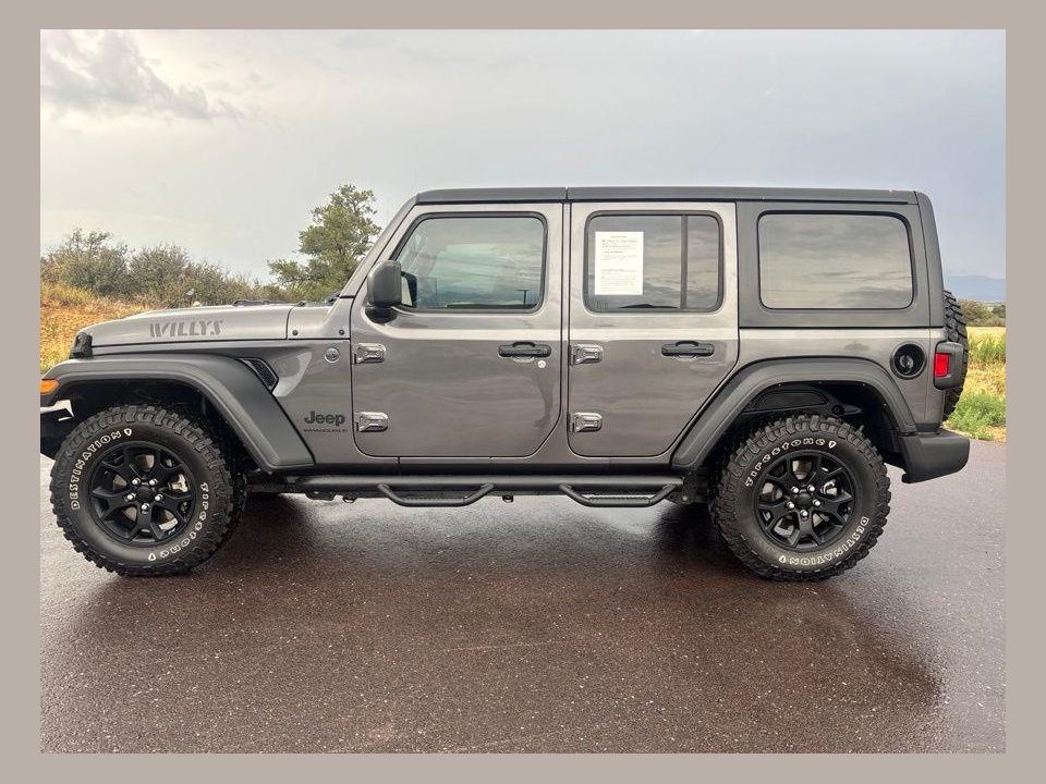 2023 Jeep Wrangler 4-Door Willys 4x4
