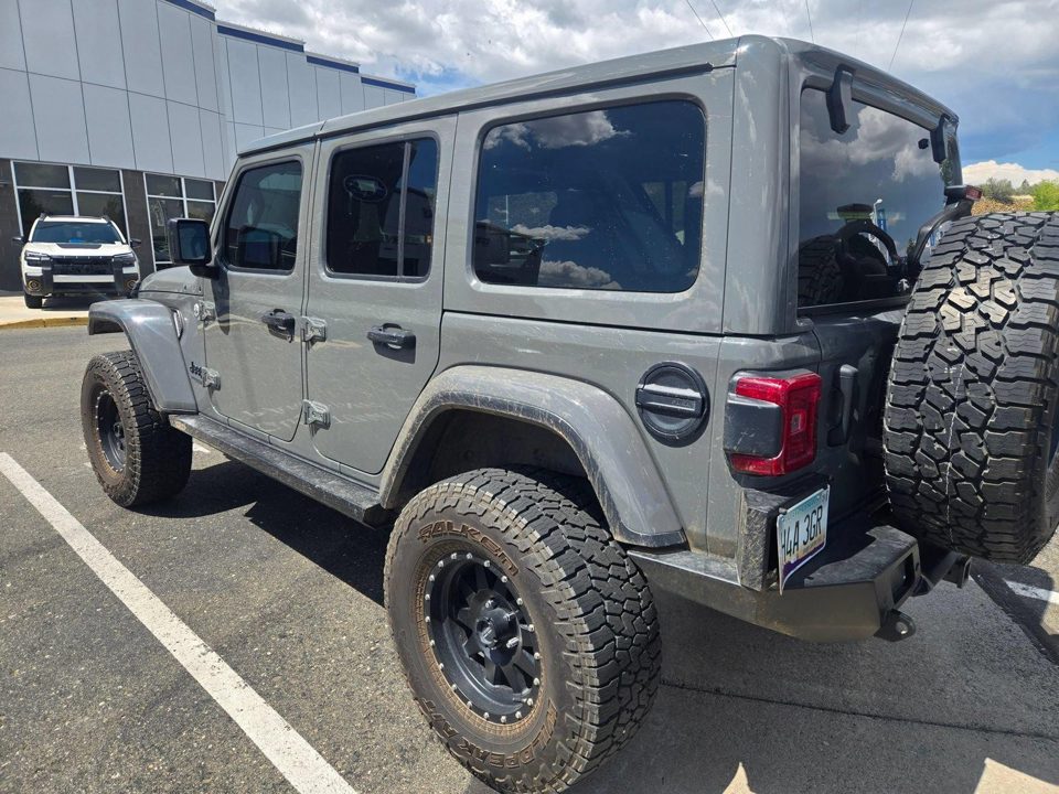 2020 Jeep Wrangler Unlimited Sahara Altitude 4x4