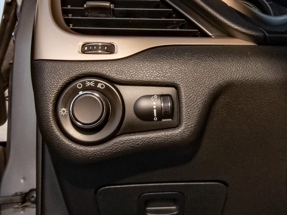 2015 Jeep Cherokee Sport