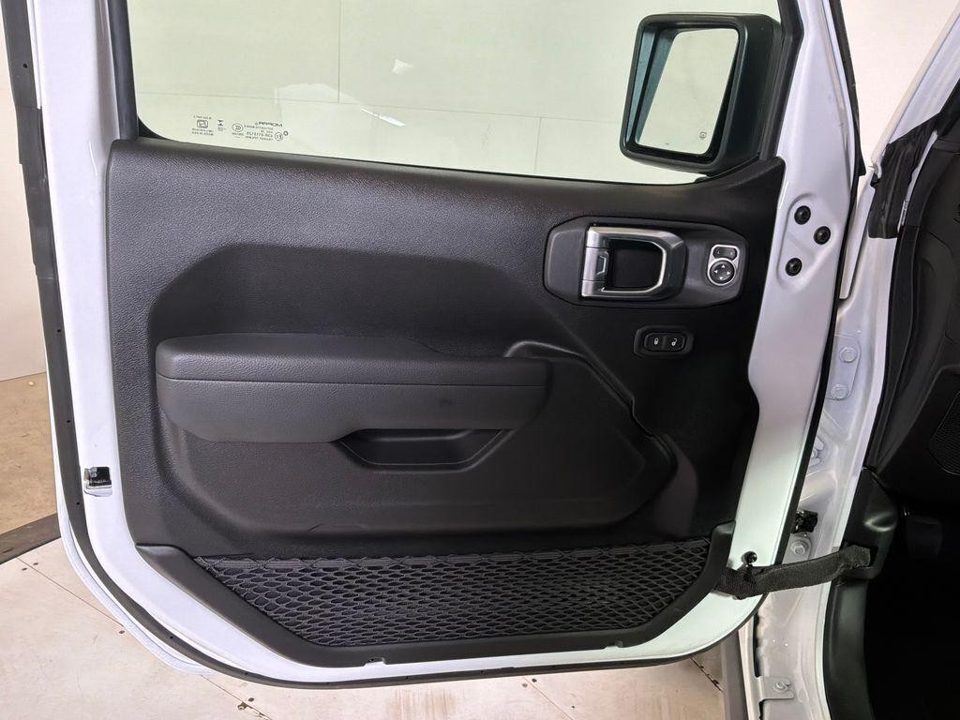 2026 Jeep Wrangler 2-Door Rubicon 4x4