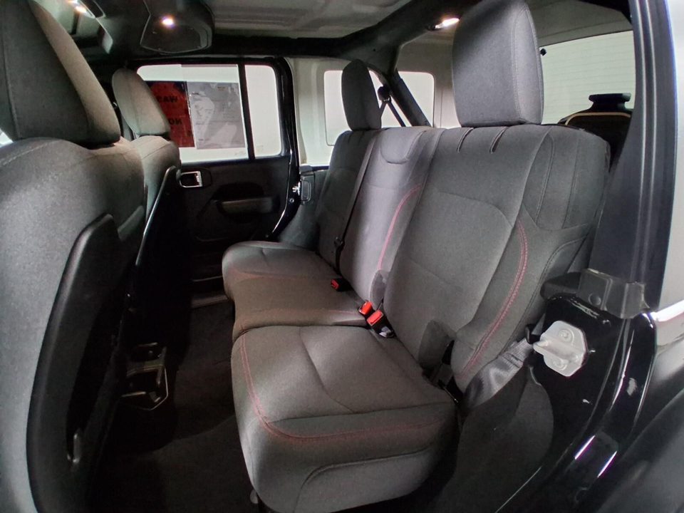 2025 Jeep Wrangler 4-Door Rubicon