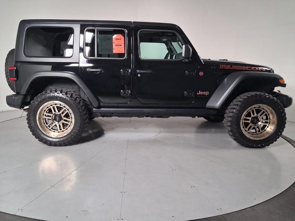 2025 Jeep Wrangler 4-Door Rubicon
