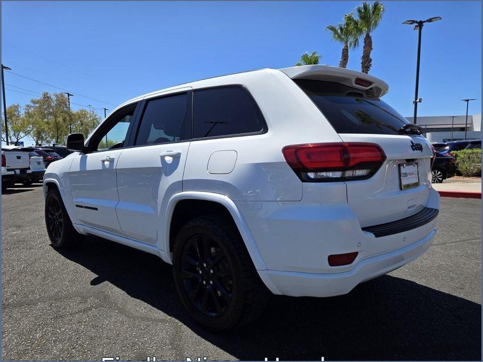 2019 Jeep Grand Cherokee Altitude 4x2