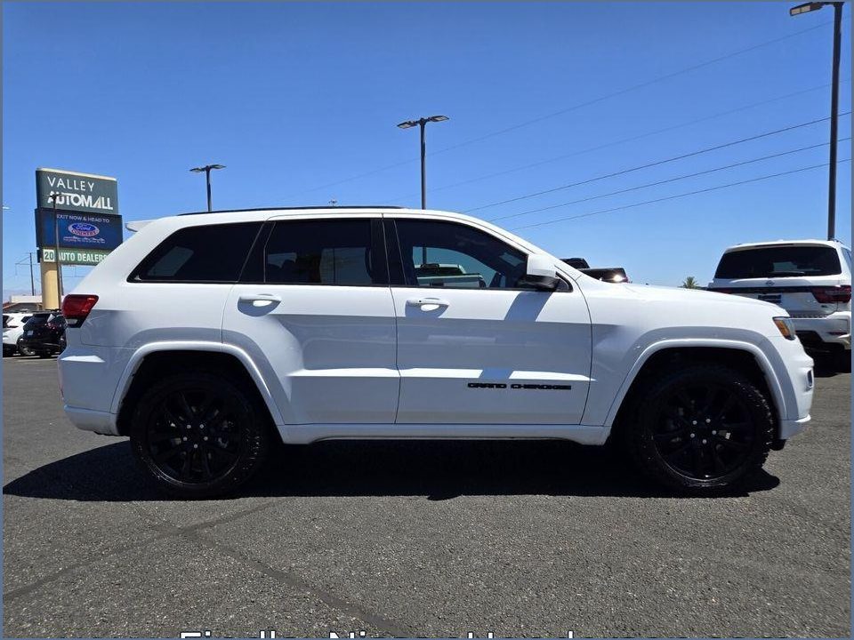 2019 Jeep Grand Cherokee Altitude 4x2