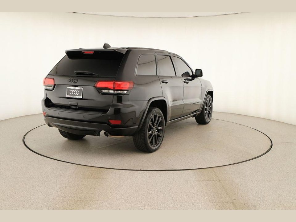 2021 Jeep Grand Cherokee Laredo X 4x2