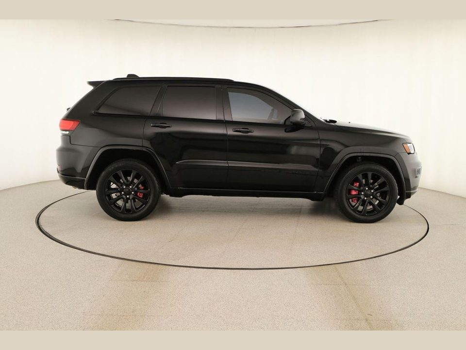 2021 Jeep Grand Cherokee Laredo X 4x2