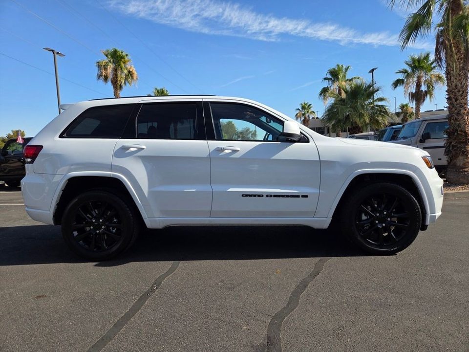 2022 Jeep Grand Cherokee WK Laredo X