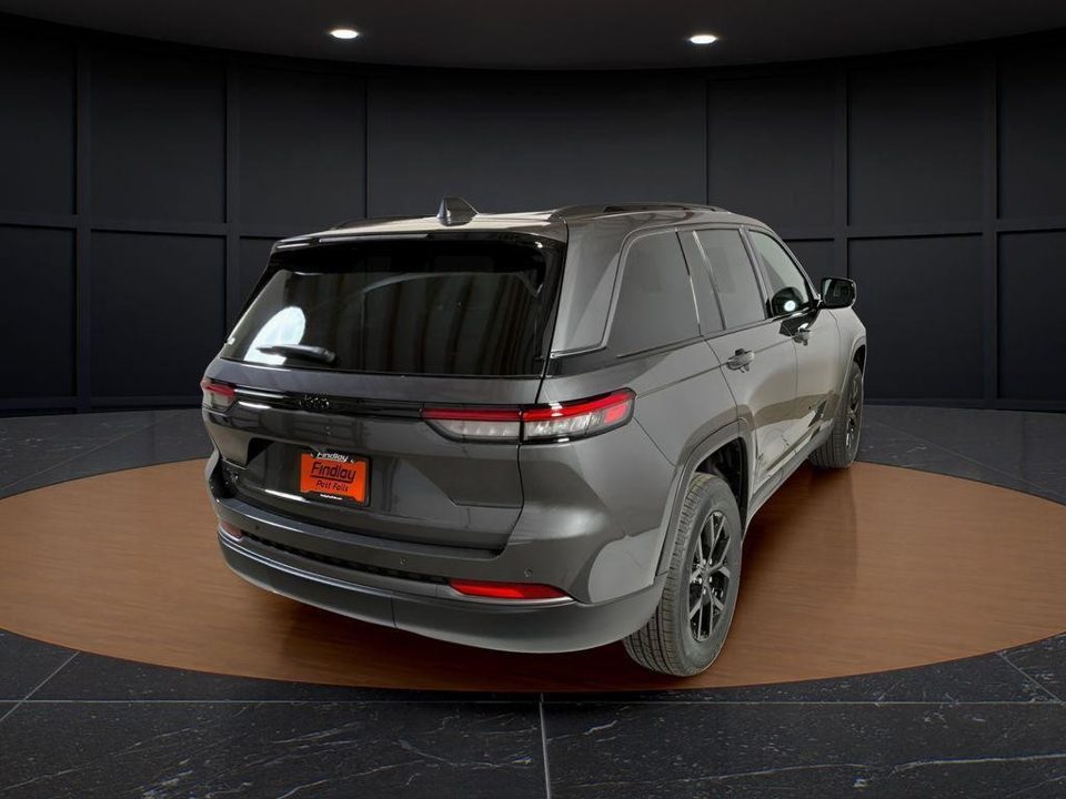 2026 Jeep Grand Cherokee Altitude 4x4