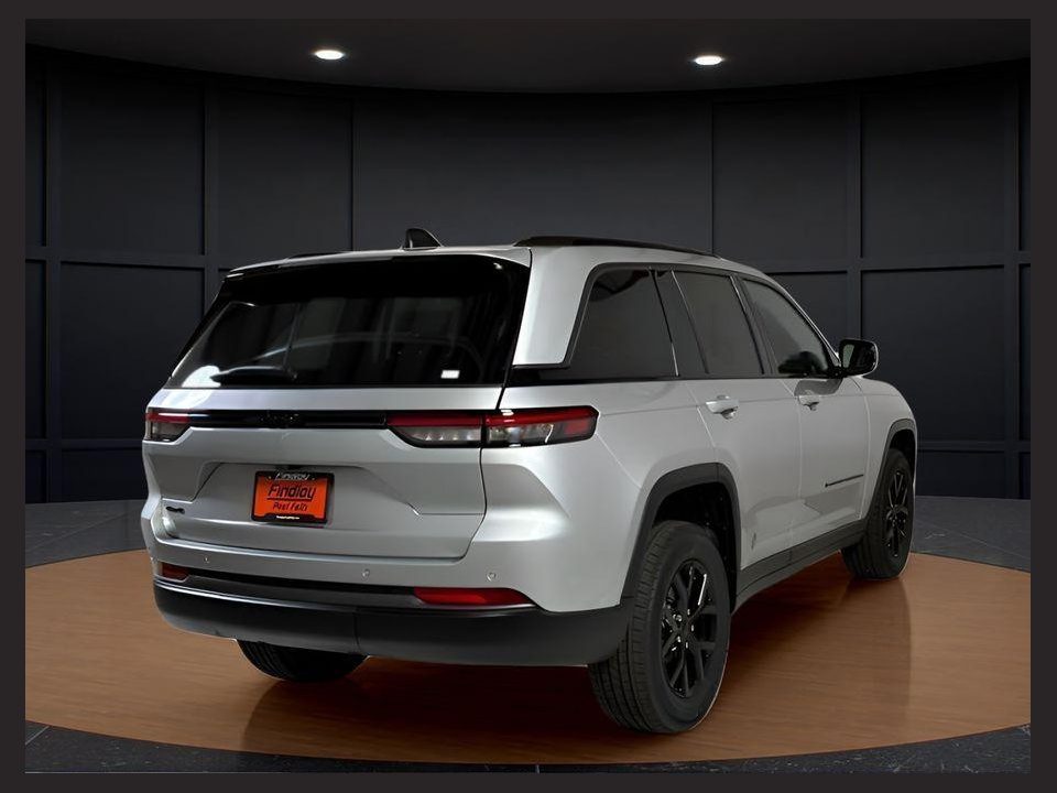 2026 Jeep Grand Cherokee Altitude 4x4