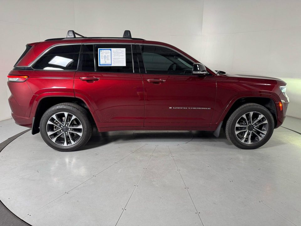 2023 Jeep Grand Cherokee Overland 4x4