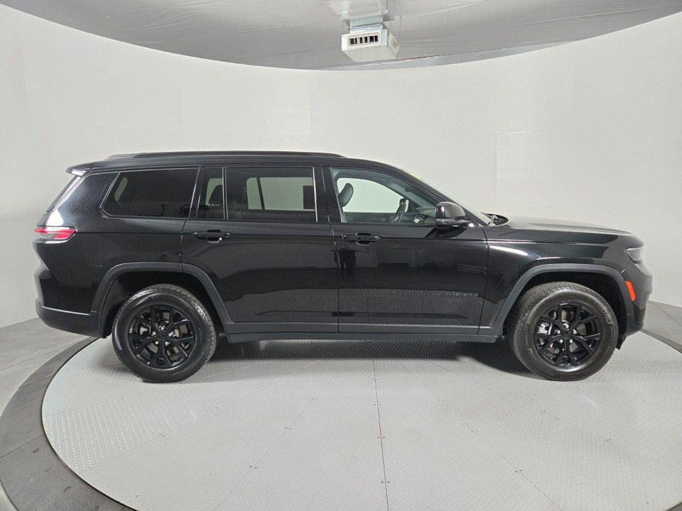 2024 Jeep Grand Cherokee L Altitude 4x4