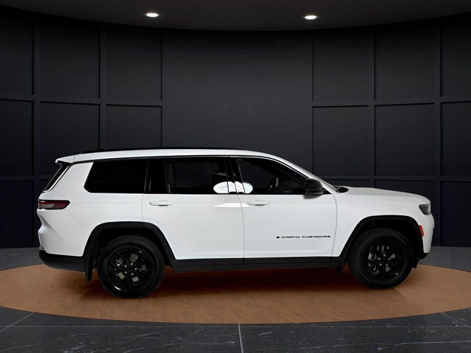 2026 Jeep Grand Cherokee L Altitude 4x4