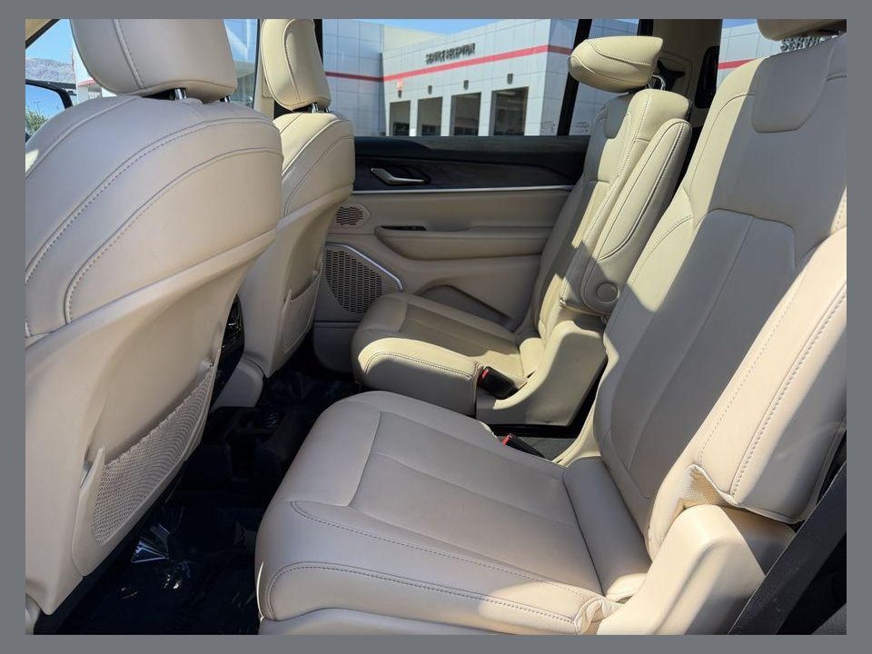 2021 Jeep Grand Cherokee L Limited 4x4