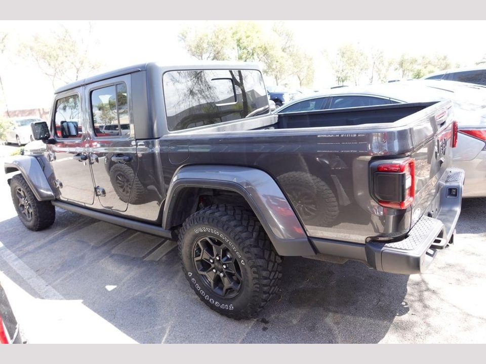 2021 Jeep Gladiator Willys 4x4
