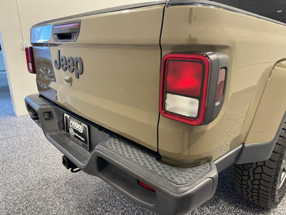 2020 Jeep Gladiator Altitude 4x4