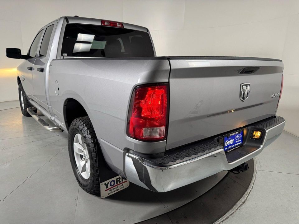 2022 RAM 1500 Classic Tradesman Quad Cab 4x4 64" Box
