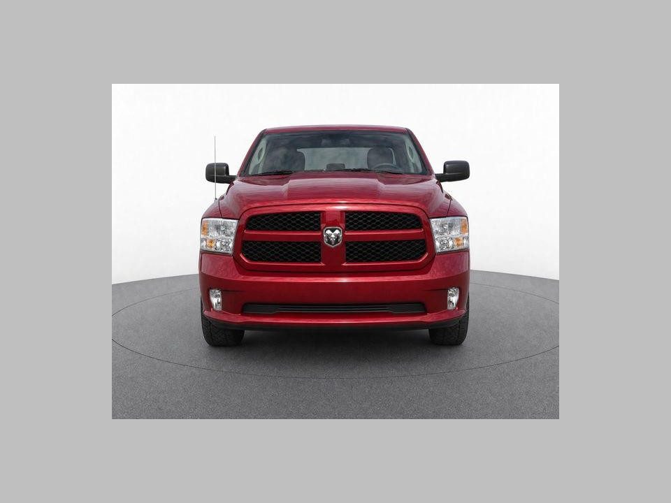 2018 RAM 1500 Express Crew Cab 4x4 57" Box