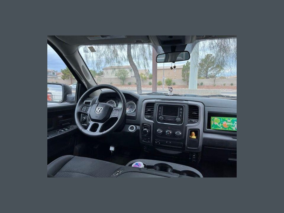 2018 RAM 1500 Express Crew Cab 4x4 57" Box