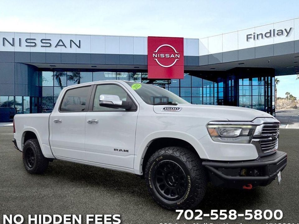 2022 RAM 1500 Laramie Crew Cab 4x4 57" Box