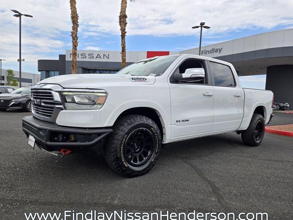 2022 RAM 1500 Laramie Crew Cab 4x4 57" Box