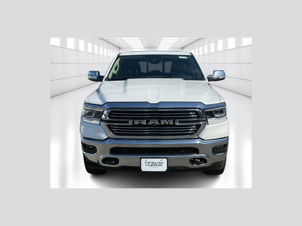 2019 RAM 1500 Laramie Crew Cab 4x4 64" Box