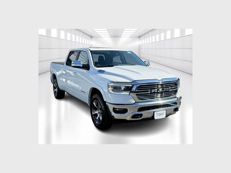 2019 RAM 1500 Laramie Crew Cab 4x4 64" Box