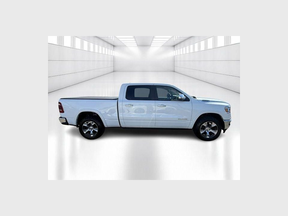 2019 RAM 1500 Laramie Crew Cab 4x4 64" Box