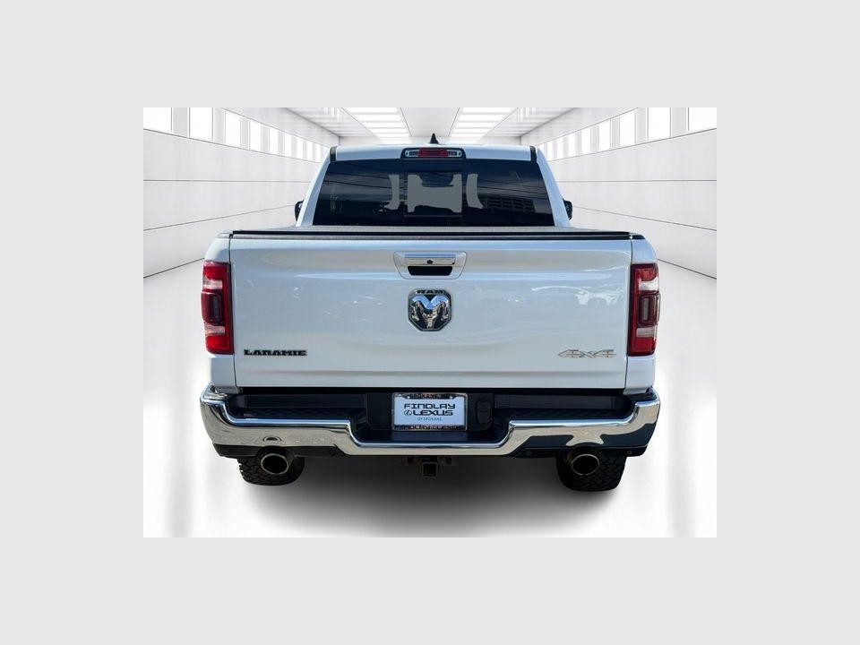 2019 RAM 1500 Laramie Crew Cab 4x4 64" Box