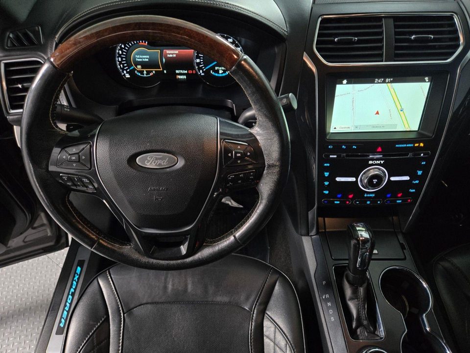 2018 Ford Explorer Platinum
