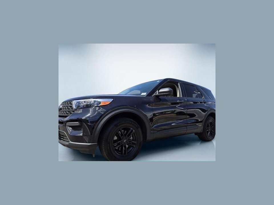2022 Ford Explorer Base