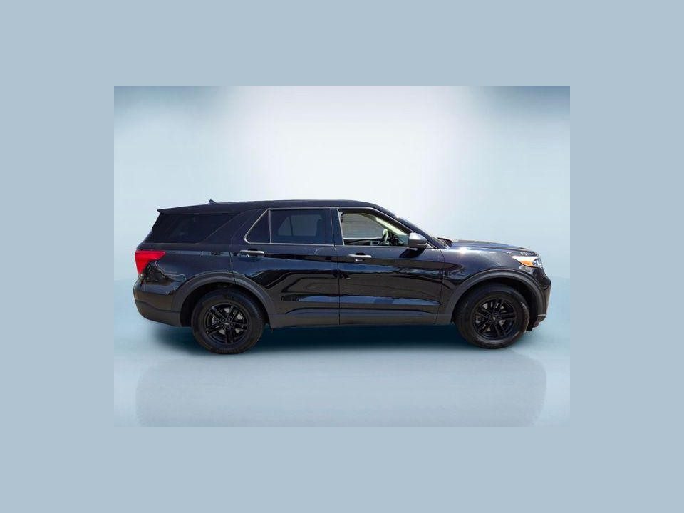 2022 Ford Explorer Base
